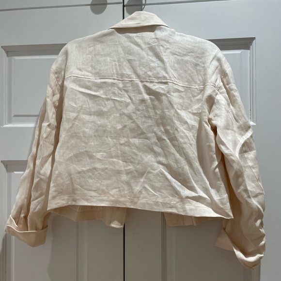 Lightweight Zara Jacket - Picture 2 of 4